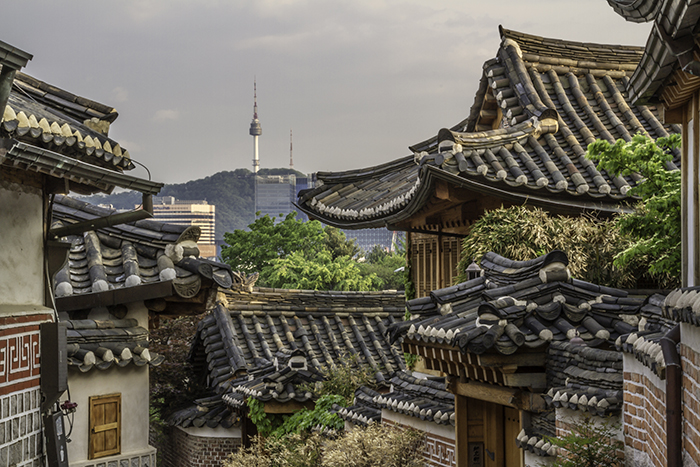  
Carlos Delfin captures the beauty of Korea in many of his photos. 1